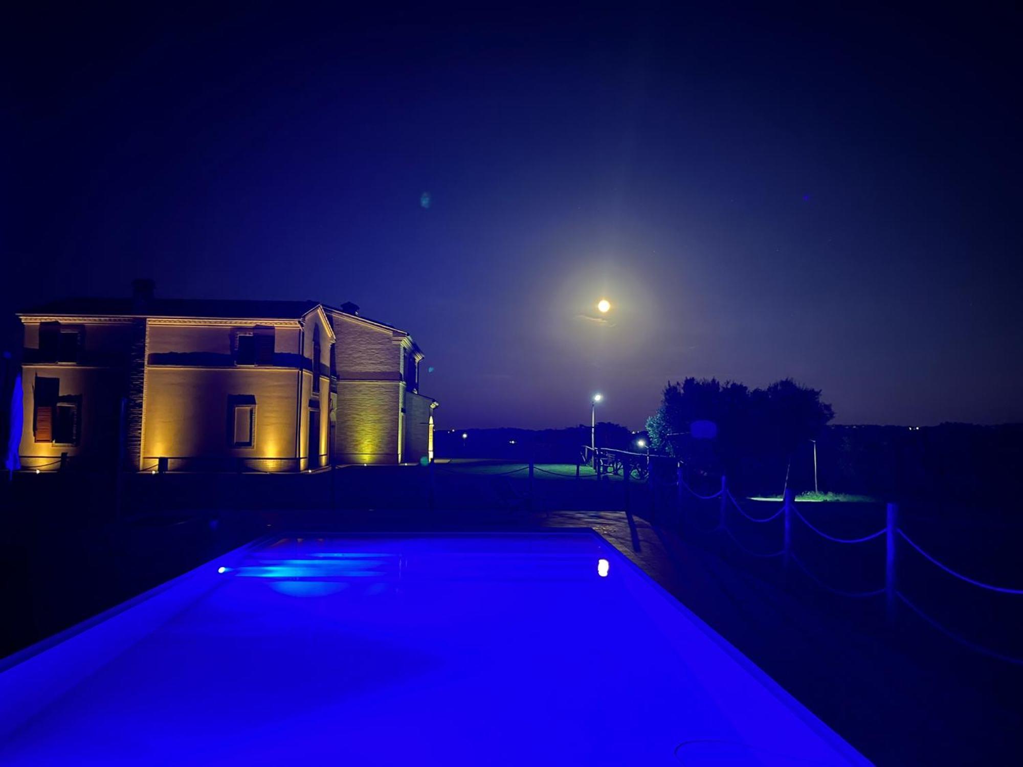 Agriturismo Nido Delle Rondini Macerata Exterior foto